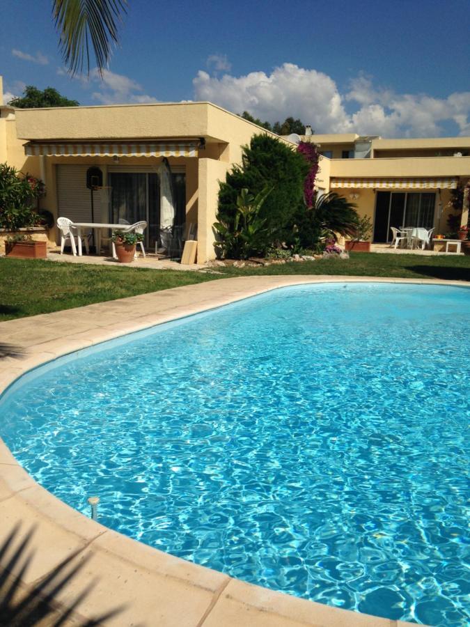 Villa C3 Arthur Rimbaub chambre d’hôte piscine proche mer plage 600m Cagnes-sur-Mer Exterior foto