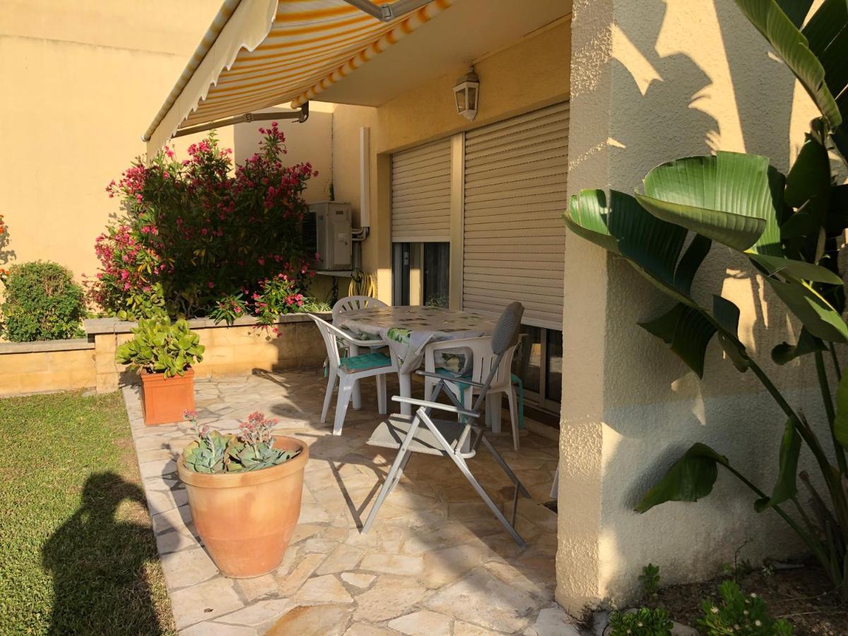 Villa C3 Arthur Rimbaub chambre d’hôte piscine proche mer plage 600m Cagnes-sur-Mer Exterior foto