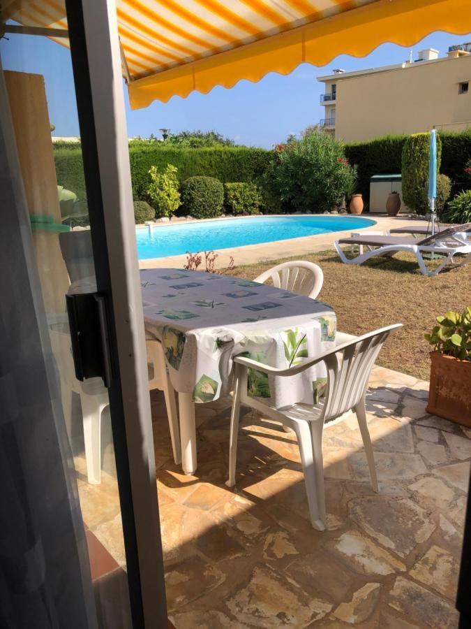 Villa C3 Arthur Rimbaub chambre d’hôte piscine proche mer plage 600m Cagnes-sur-Mer Exterior foto